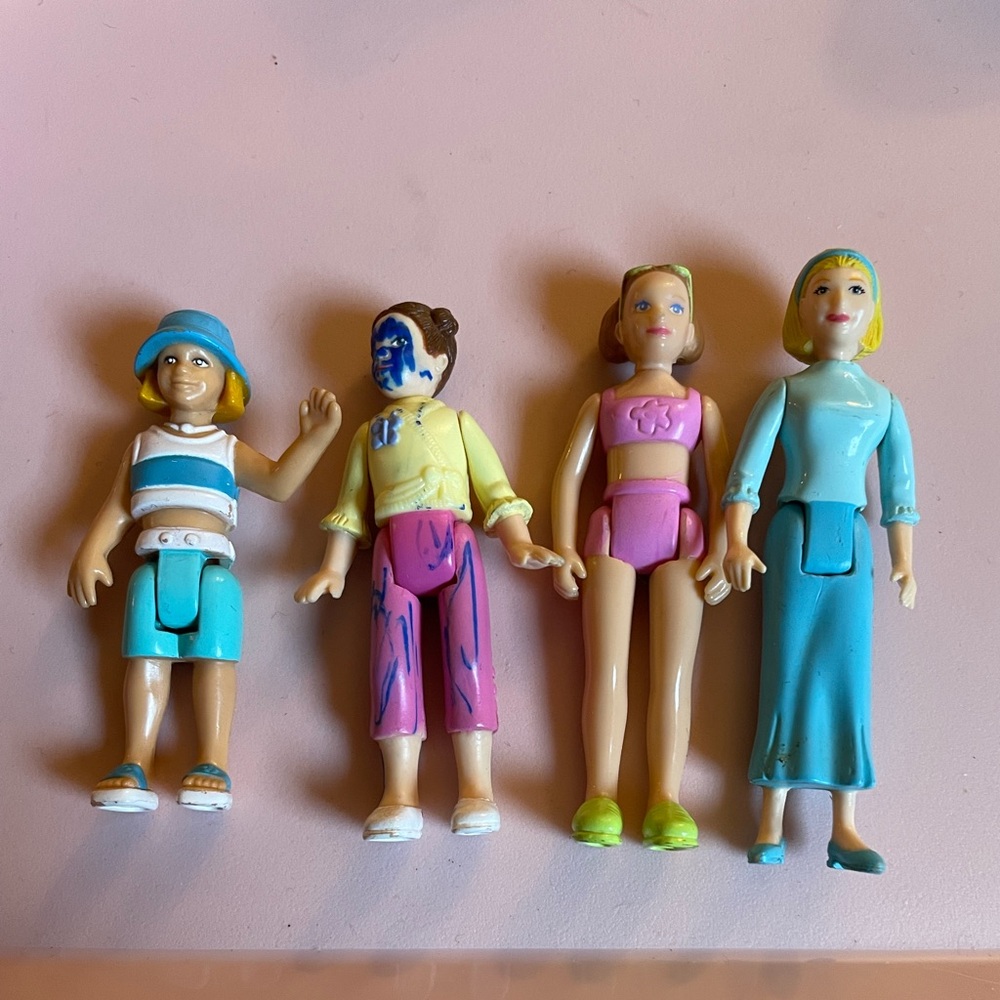 Fisher-Price Sweet Streets Replacement Dolls People Figures Lot of 4. 1 W/Ink